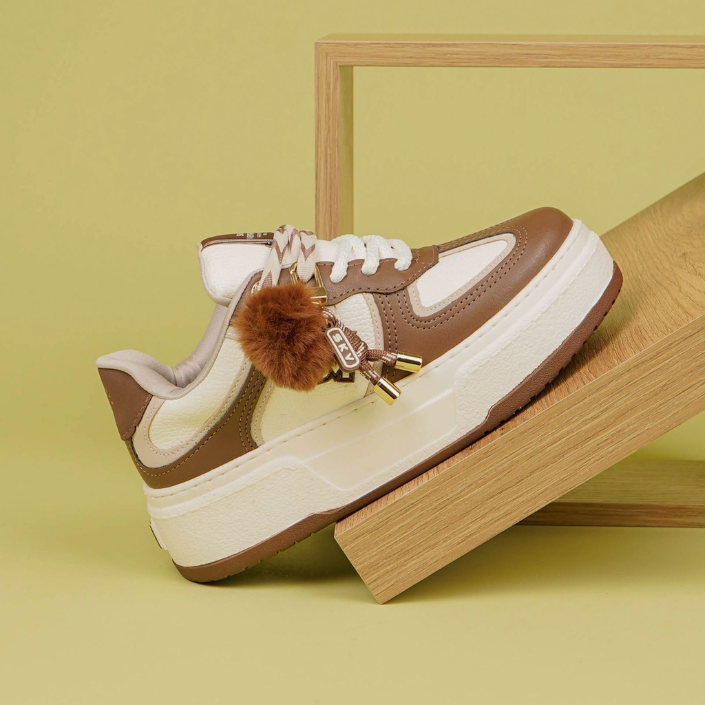 223013 VIAMARTE TENIS CANELA BLANCO
