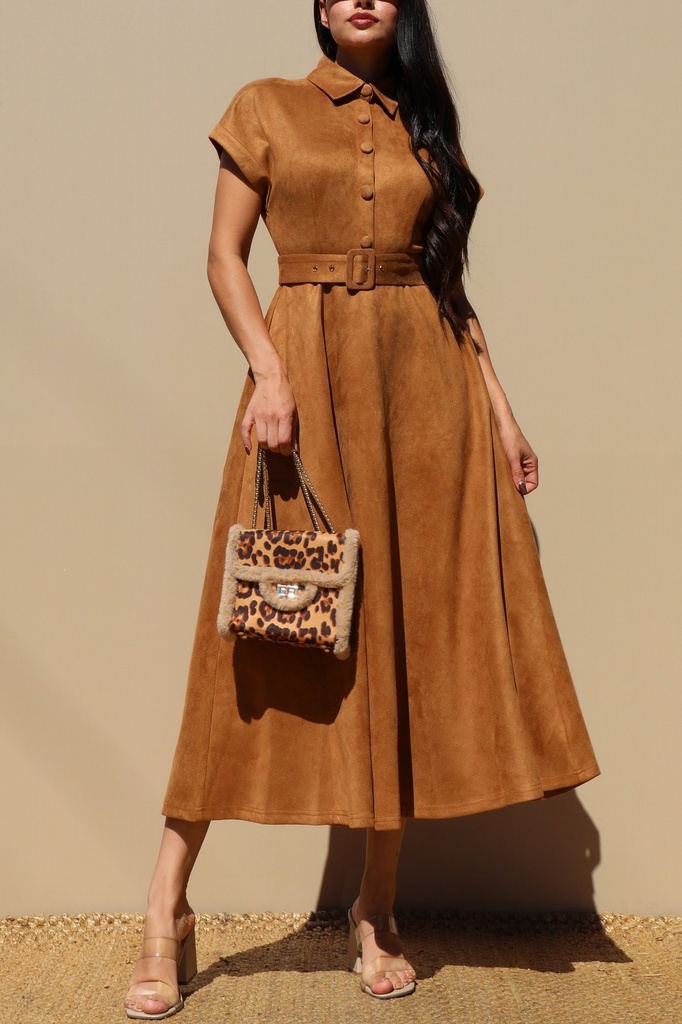 DD7700 DRESS DAY VESTIDO CINCHO MOCCA