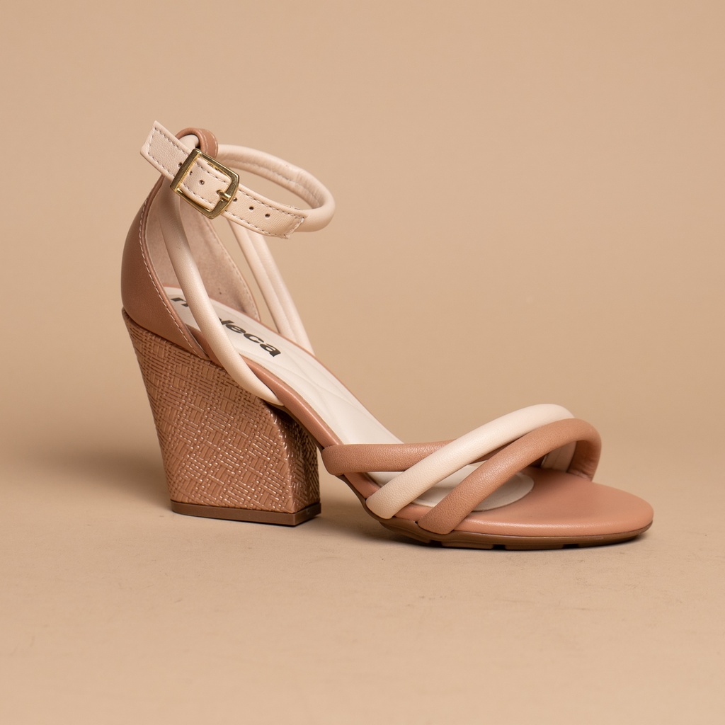 5222.765 MOLECA SANDALIA NUDE CREMA NAPA