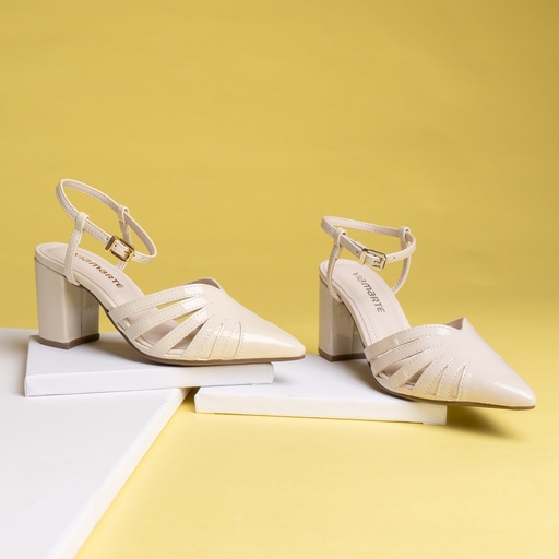 028009 VIAMARTE ZAPATO BEIGE VERNIZ